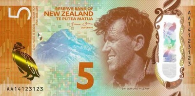 विश्वका नोटबीच पनि ‘ब्यूटि कम्पिटिसन’ ! न्यूजिल्याण्डको ५ डलर ‘वर्ष नोट’ 