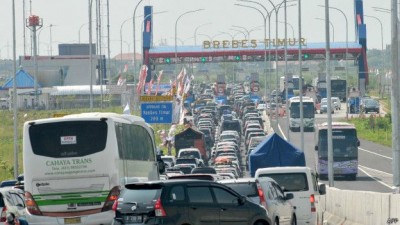 indonesia traffic jam