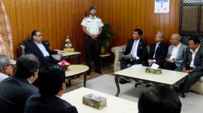 Nepal Chamber Of commerce met with Prachanda