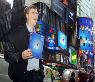 bill gates launching window  XP in 2001