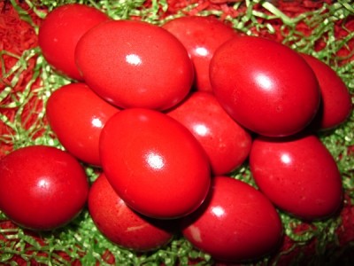 1525078973red-egg.jpg