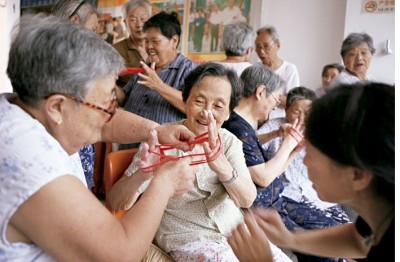 चीनका अधिकांश वृद्धवृद्धा सुखी : सर्वेक्षण