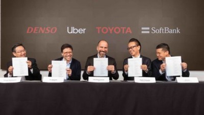 टोयोटा र सफ्टबैंकले उबेरमा एक अर्ब डलर लगानी गर्ने घोषणा