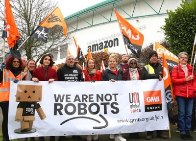 1563258930amazon-workers-in-europe-mark-black-friday-with-we-are-not-robots-protests.jpg