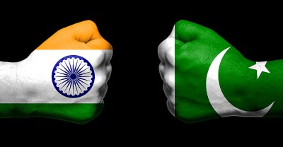 जम्मु कश्मीर मामिला : पाकिस्तानद्वारा भारतसँग व्यापार सम्बन्ध स्थगन, भारतीय उच्चायुक्तहरुलाई देश निकाला गर्ने, हवाई क्षेत्र पनि बन्द