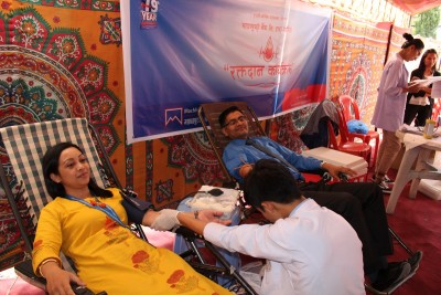 वार्षिकोत्सवमा माछापुच्छ्रे बैंकद्वारा रक्तदान