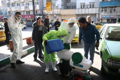 हल्लाको पछाडि लाग्दा : कोरोना मार्छ भनेर मिथाइल पिउँदा इरानमा ७०० को मृत्यु 