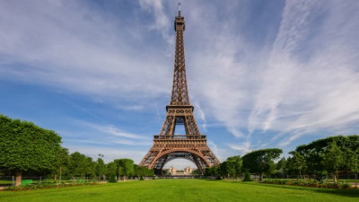 1593076403Eiffel-Tower.jpg