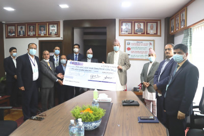 कोरोना कोषमा नेपाल बैंकका तर्फबाट रु. ३ करोड ४६ लाख रकम हस्तान्तरण 