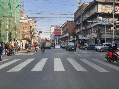उपत्यकामा बन्दको भद्र अवज्ञा, गाडी गुडेका छन्, पसल खुलै छन् (फोटो फिचर)