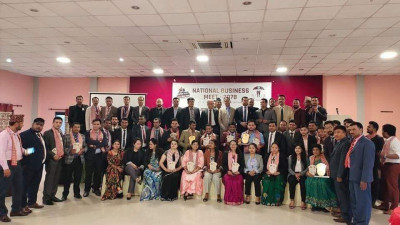 महालक्ष्मी लाइफको राष्ट्रिय सम्मेलन सम्पन्न, २९ जना कार्यालय प्रमुख पुरस्कृत