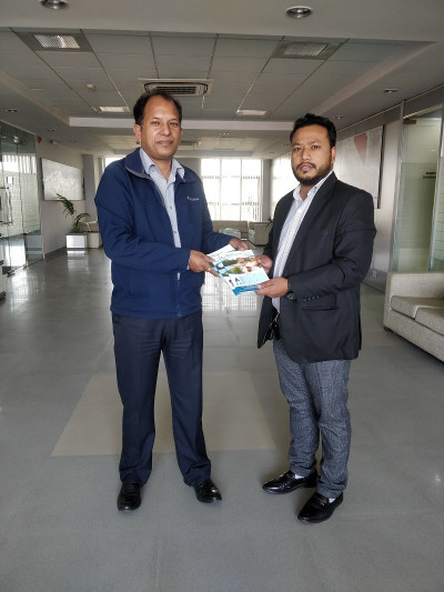 1636968908OPD-Book-handover.jpg