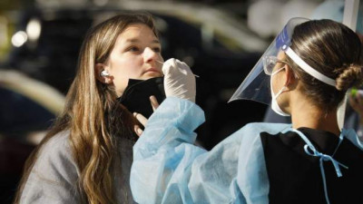 कोरोना कहर: अमेरिकामा एकैदिन झन्डै ११ लाख भए संक्रमित 