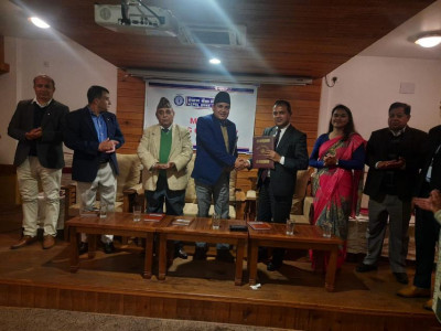 नेपाल बैंक र पोखरा विश्वविद्यालयबीच बैंकिङ सेवा प्रदान गर्ने विषयमा सम्झौता