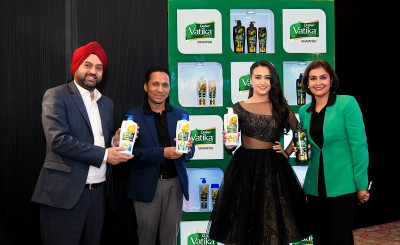 1646659451Vatika-Shampoo-Launch-Event.jpg