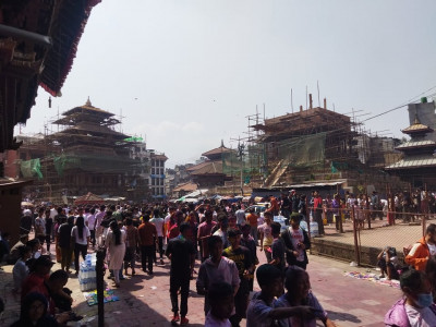 काठमाण्डौमा होलीको रौनक (फोटो फिचर)