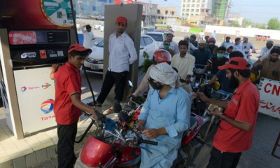 पाकिस्तानमा एकैरातमा पेट्रोलियम मूल्यमा भारि वृद्धि, नेपाल पनि त्यस्तै बाटोमा !