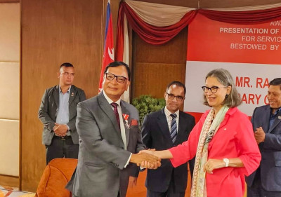​अस्ट्रियाका राष्ट्रपतिबाट राजेशबाबु श्रेष्ठलाई विभूषण
