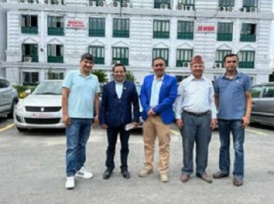 चीनतर्फ भन्सार नाकामा सहज बनाउन सरकारसँग जुत्ता-चप्पल व्यवसायीको माग