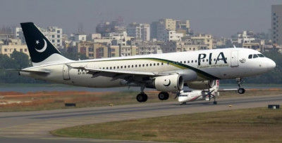 पाकिस्तानमा इन्धनको हाहाकार, अचानक उडानहरु रद्द गर्न राष्ट्रिय एयरलाइन्स बाध्य 